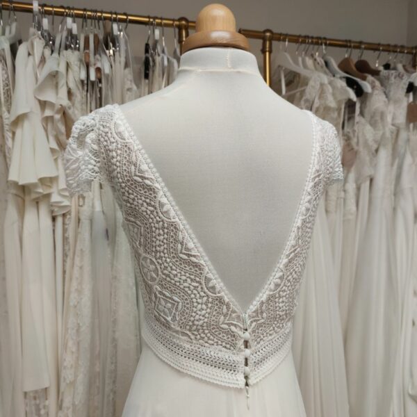 robe mariée dos échancré