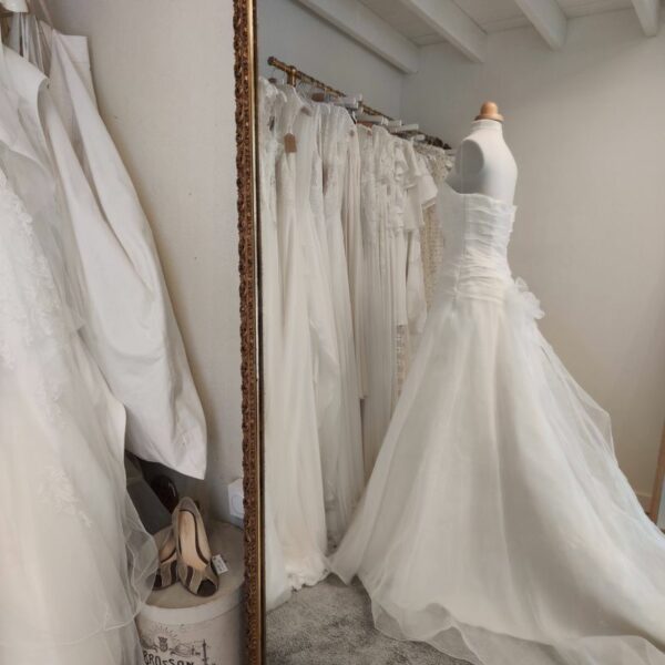 robe mariée princesse simple élégante