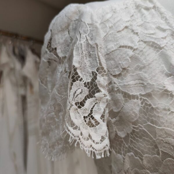 robe de mariée en soie et dentelle de calais - dépôt vente Toulouse
