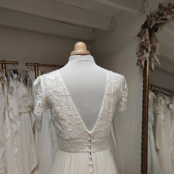 robe de mariée en soie et dentelle de calais - dépôt vente Toulouse