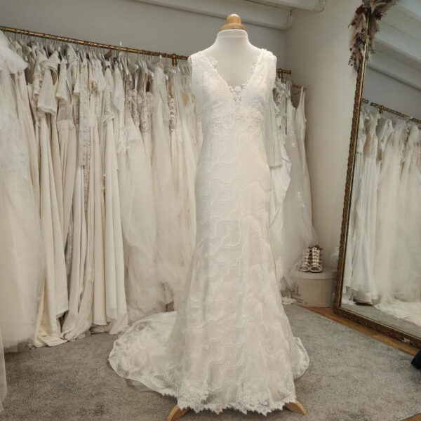 Robe de mariée fourreau ou sirène Cymbeline - depot vente Toulouse