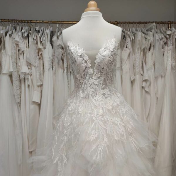 Robe de mariée princesse mouchoirs de tulle - depot vente Toulouse
