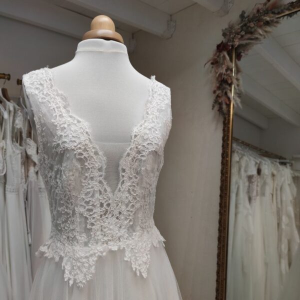 robe de mariée dentelle chic - depot vente Toulouse