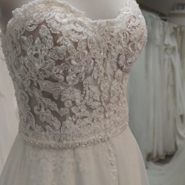 sur-jupe en tulle pour robe de mariée - depot vente Toulouse