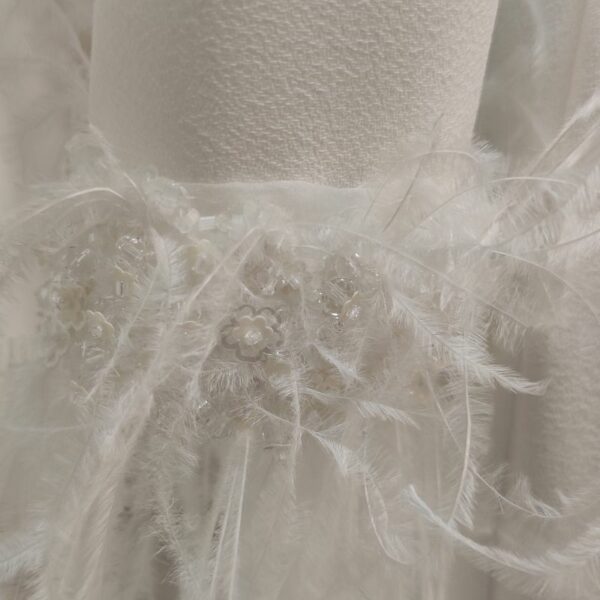 robe de mariée chic Pronovias manches longues pour l'hiver - depot vente Toulouse