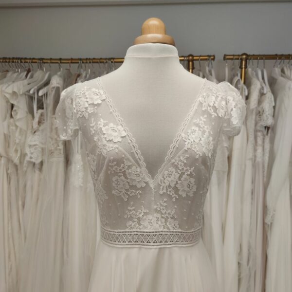 robe de mariée bohème -dentelle fine & mousseline- depot vente Toulouse