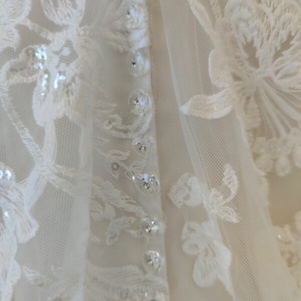 Robe de mariée Sonali de style princesse en tulle et appliques de dentelles - seconde main - Mes plus belles occasions