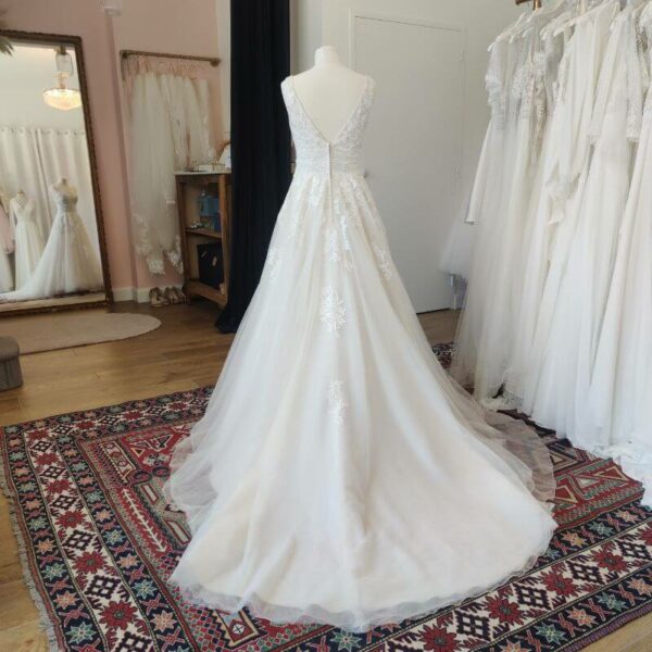 Robe de mariée style princesse en tulle et appliques de dentelle - seconde main - Mes plus belles occasions