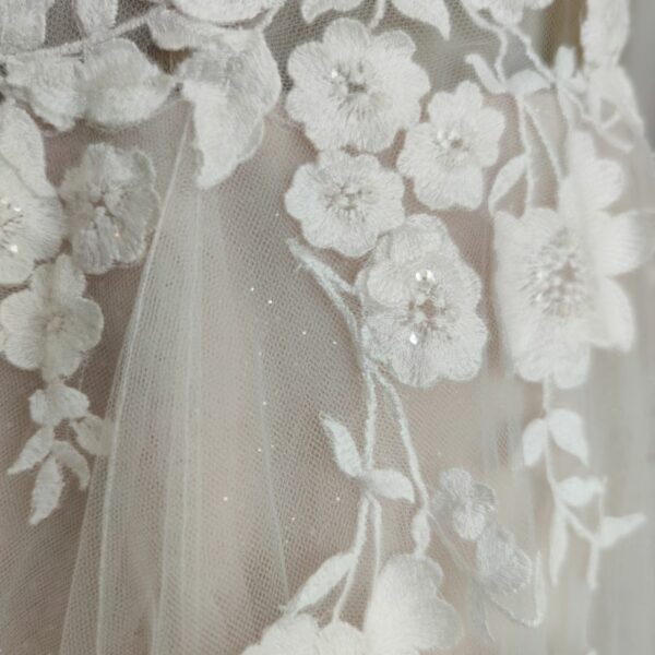 robe de mariée romantique et féminine - modèle Rachel - marque Modeca - Mes plus belles occasions