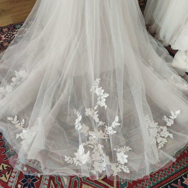 robe de mariée romantique et féminine - modèle Rachel - marque Modeca - Mes plus belles occasions