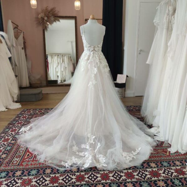 robe de mariée romantique et féminine - modèle Rachel - marque Modeca - Mes plus belles occasions