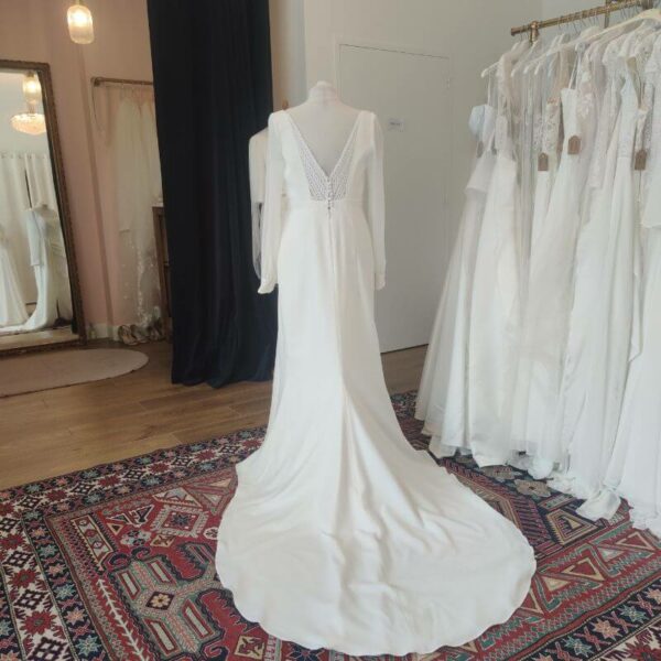 robe de mariée chic en crepe - modèle Tia - marque Cymbeline - seconde main - depot vente Mes plus belles occasions