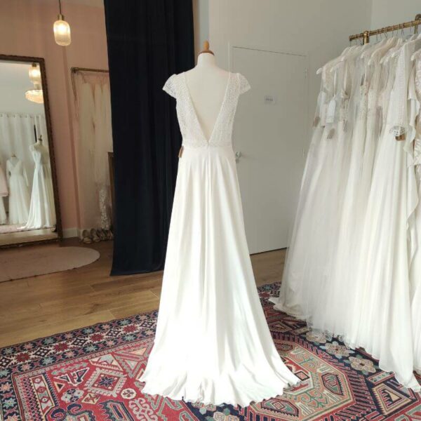 OUTLET - robe de mariée bohème chic en crepe - belle qualité - Mes plus belles occasion -Toulouse