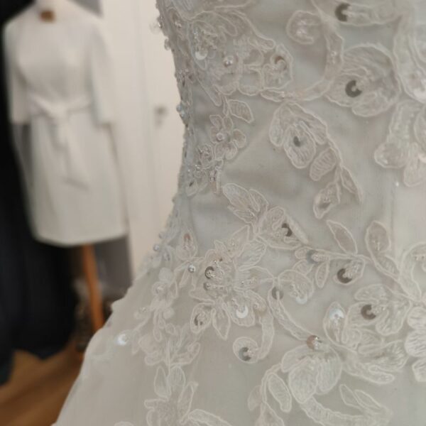 Robe de mariée style princesse - Modèle OUTLET - Mes plus belles occasions Toulouse