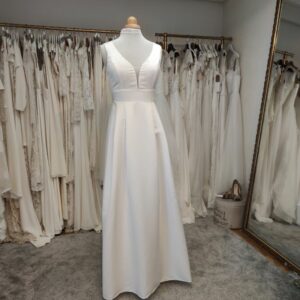 Robe de mariée satin chic - neuf - Mes plus belles occasions